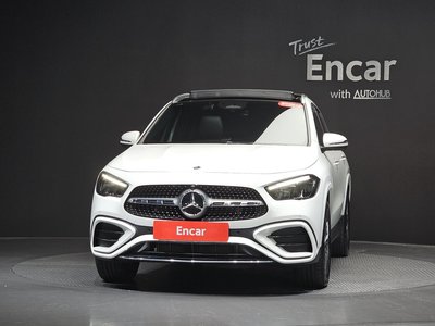 2025 Mercedes-BENZ GLA — фото 2