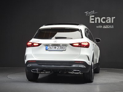 2025 Mercedes-BENZ GLA — фото 4