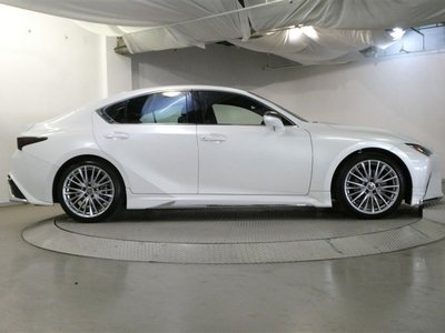 LEXUS IS - 5