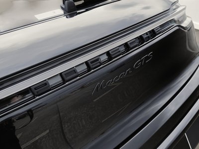 2023 Porsche MACAN — миниатюра 18