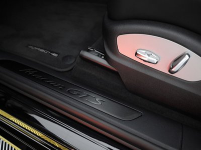 2023 Porsche MACAN — миниатюра 40