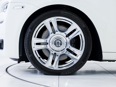 ROLLS-ROYCE GHOST - 8