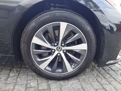 2021 Lexus LS photo 9