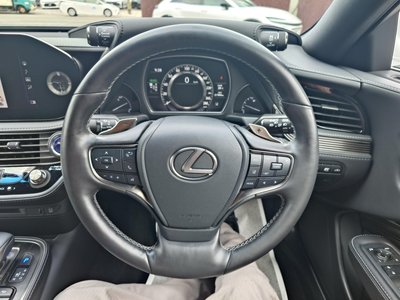 2021 Lexus LS — миниатюра 14