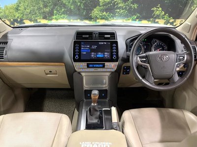 TOYOTA LAND CRUISER PRADO - 2