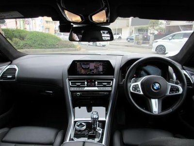 BMW 8 SERIES - 3