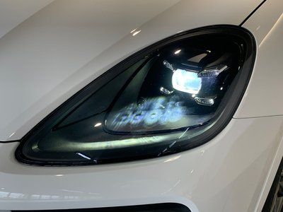 PORSCHE CAYENNE - 10