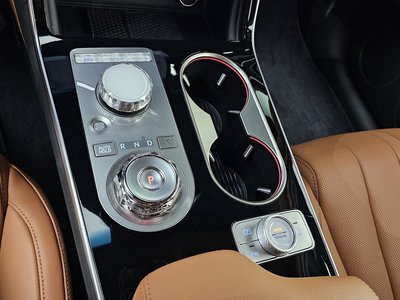 صورة مصغرة 12 لـ 2025 Genesis GV80