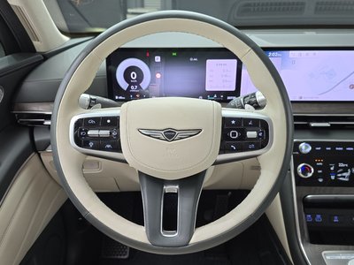 2025 Genesis GV80 thumbnail 13