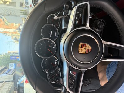 PORSCHE 911 - 8