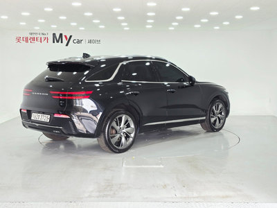 صورة 6 لـ 2021 Genesis GV70