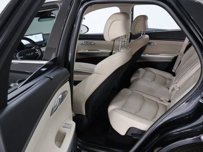 صورة 10 لـ 2021 Genesis GV70