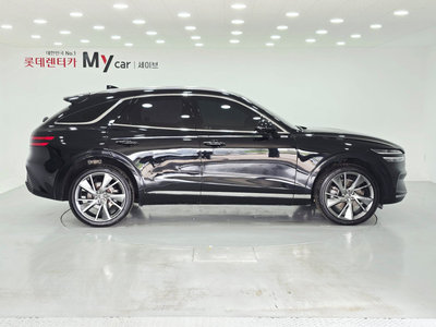 صورة 7 لـ 2021 Genesis GV70