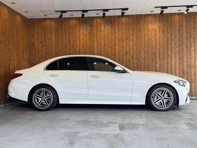 MERCEDES-BENZ C-CLASS - 4