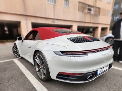 PORSCHE 911 - 9