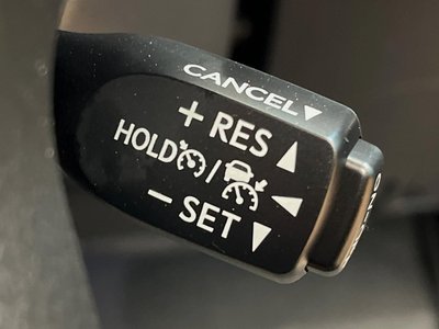 TOYOTA LAND CRUISER PRADO - 8