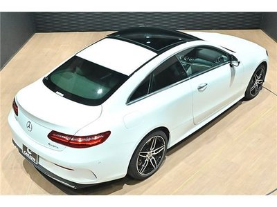 MERCEDES-BENZ E-CLASS - 8