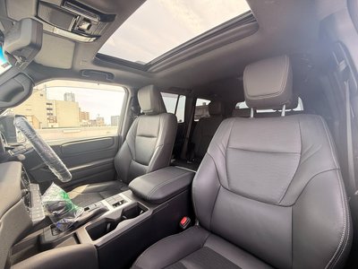 TOYOTA LAND CRUISER 250 - 10