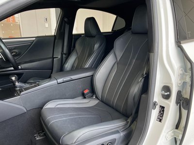 2020 Lexus ES thumbnail 75