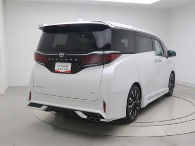 TOYOTA ALPHARD - 4