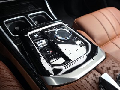 BMW 7 SERIES - 9