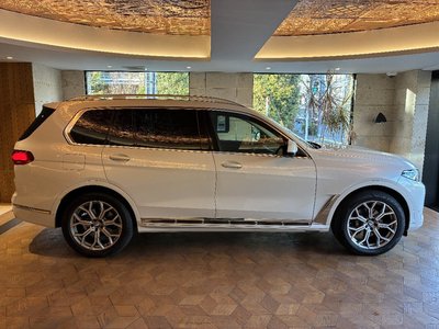 BMW X7 - 10