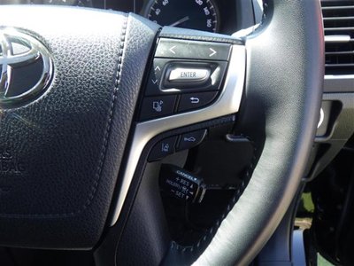 TOYOTA LAND CRUISER PRADO - 9