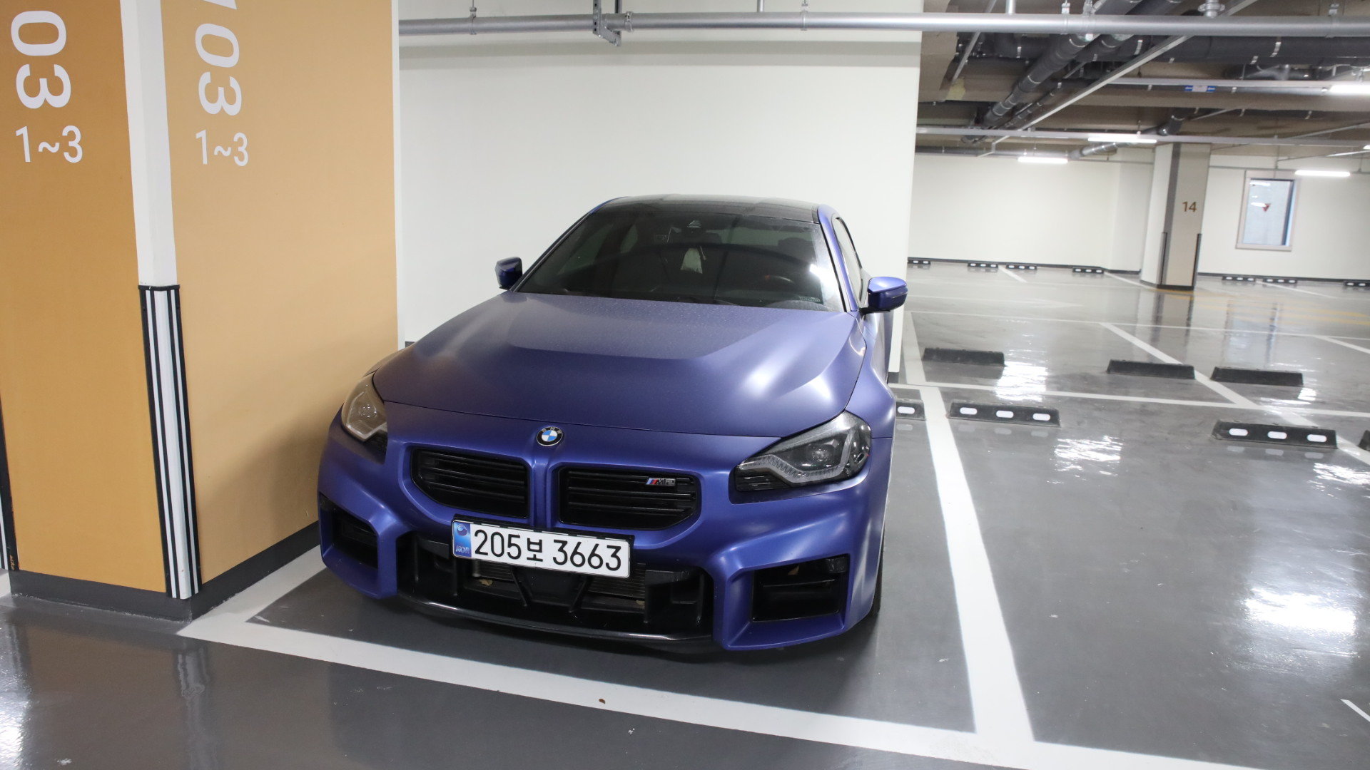 BMW M2 - View 1