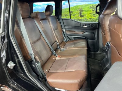 TOYOTA LAND CRUISER 250 - 9