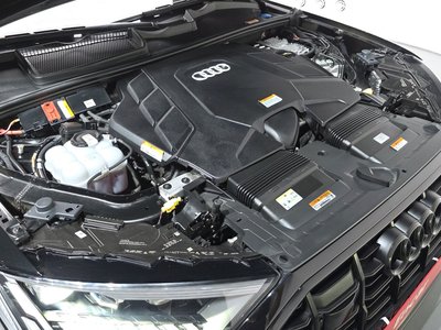 AUDI Q7 - 7