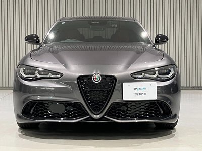 2025 ALFA Romeo JULIA 照片 2