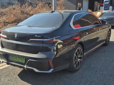 BMW 7 SERIES - 7