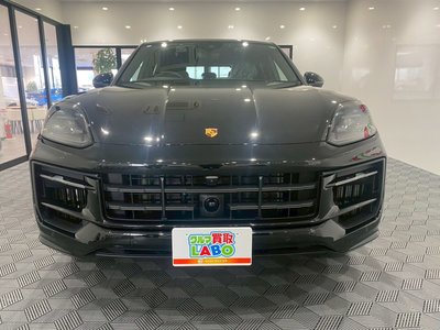PORSCHE CAYENNE - 8