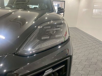 PORSCHE CAYENNE - 10