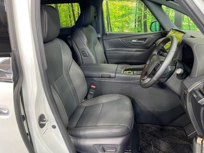 2025 Toyota ALPHARD — фото 9