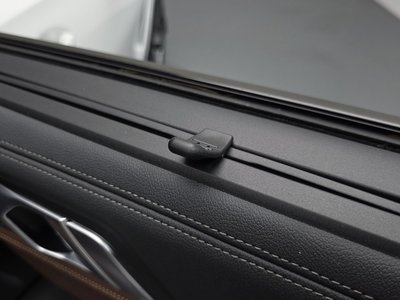 2022 BMW X6 — миниатюра 34