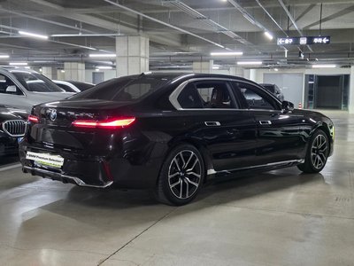 BMW 7 SERIES - 4