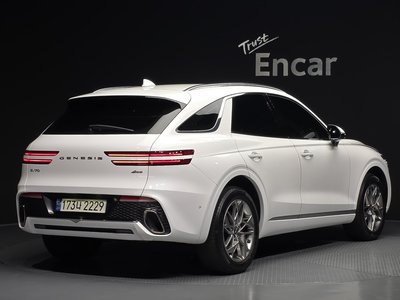 صورة مصغرة 3 لـ 2021 GENESIS GV70