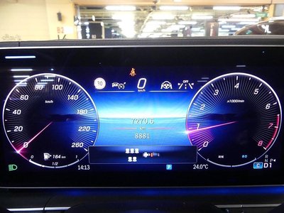 MERCEDES-BENZ GLS - 6