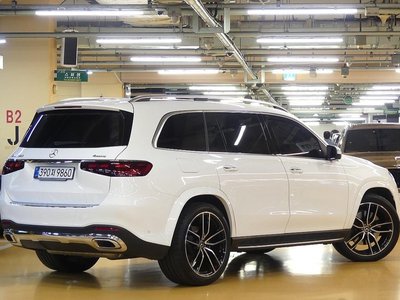 MERCEDES-BENZ GLS - 2