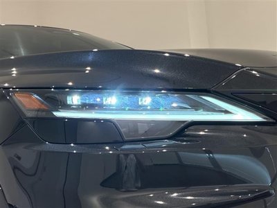2023 Lexus RX thumbnail 36