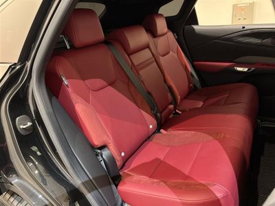 صورة 2 لـ 2023 Lexus RX