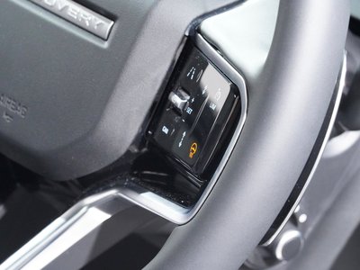 2025 LAND Rover DISCOVERY SPORT photo 7
