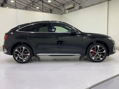 AUDI Q5 SPORTBACK - 6