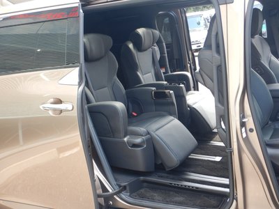 صورة 11 لـ 2025 Toyota ALPHARD