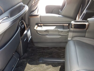صورة 39 لـ 2025 Toyota ALPHARD