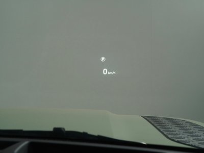 LAND ROVER DEFENDER - 7