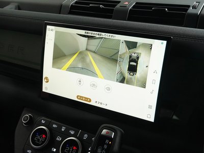 LAND ROVER DEFENDER - 10