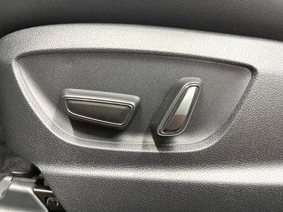 صورة مصغرة 25 لـ 2023 Toyota CROWN CROSSOVER