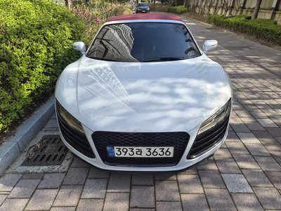 AUDI R8 - 2
